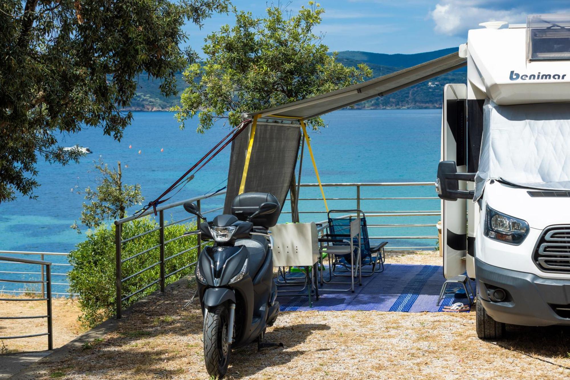 Camping Village Le Calanchiole Capoliveri  Exteriör bild